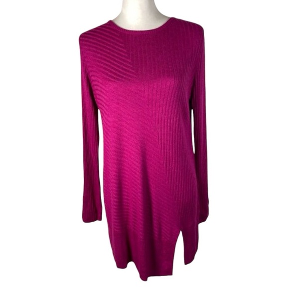 Apt 9 Fuchsia Pink Purple Round Neck Asymmetrical Hemline Long Sleeve Sweater M - Picture 1 of 13